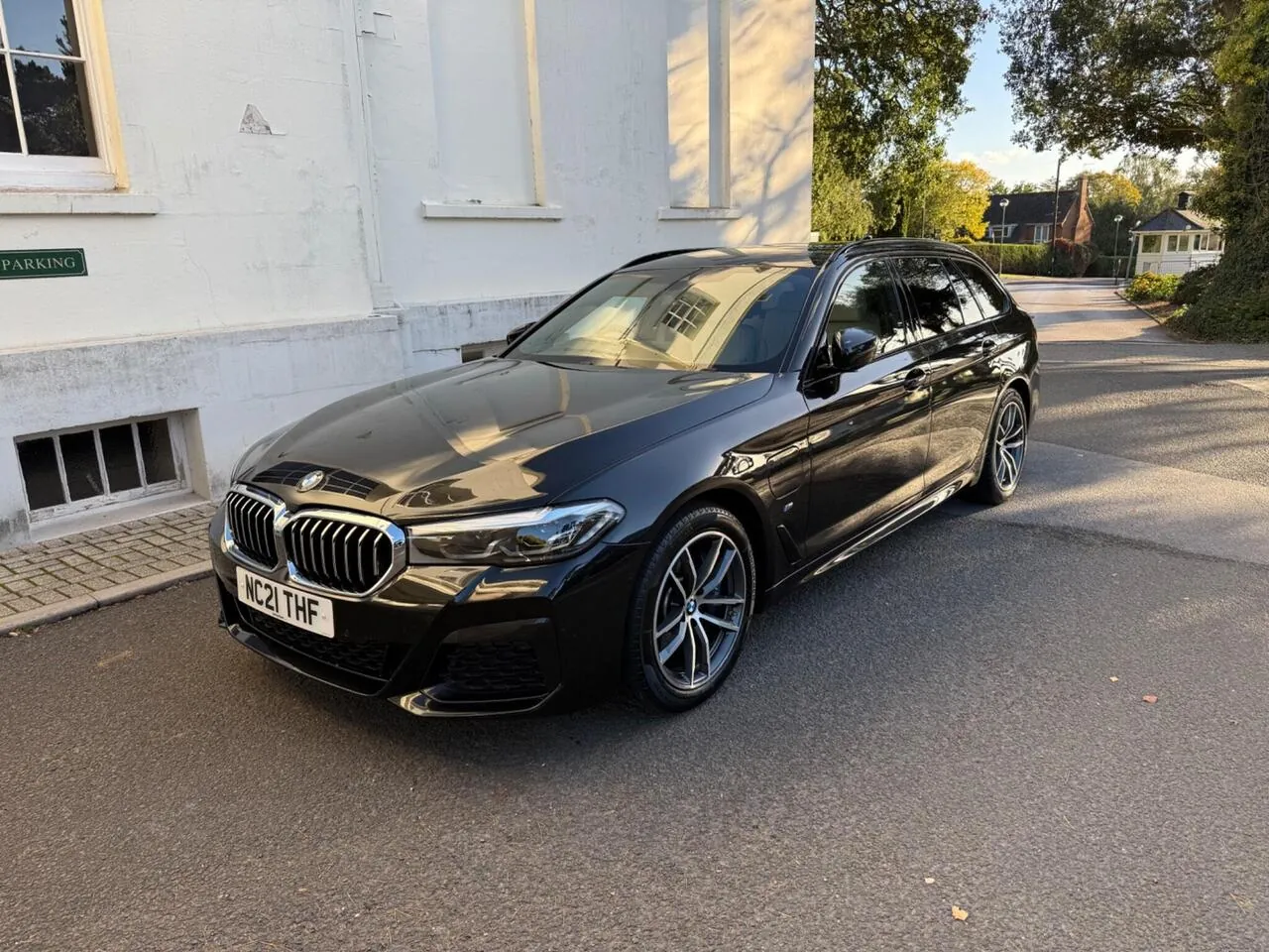 BMW 5 Series 2021 photo 2