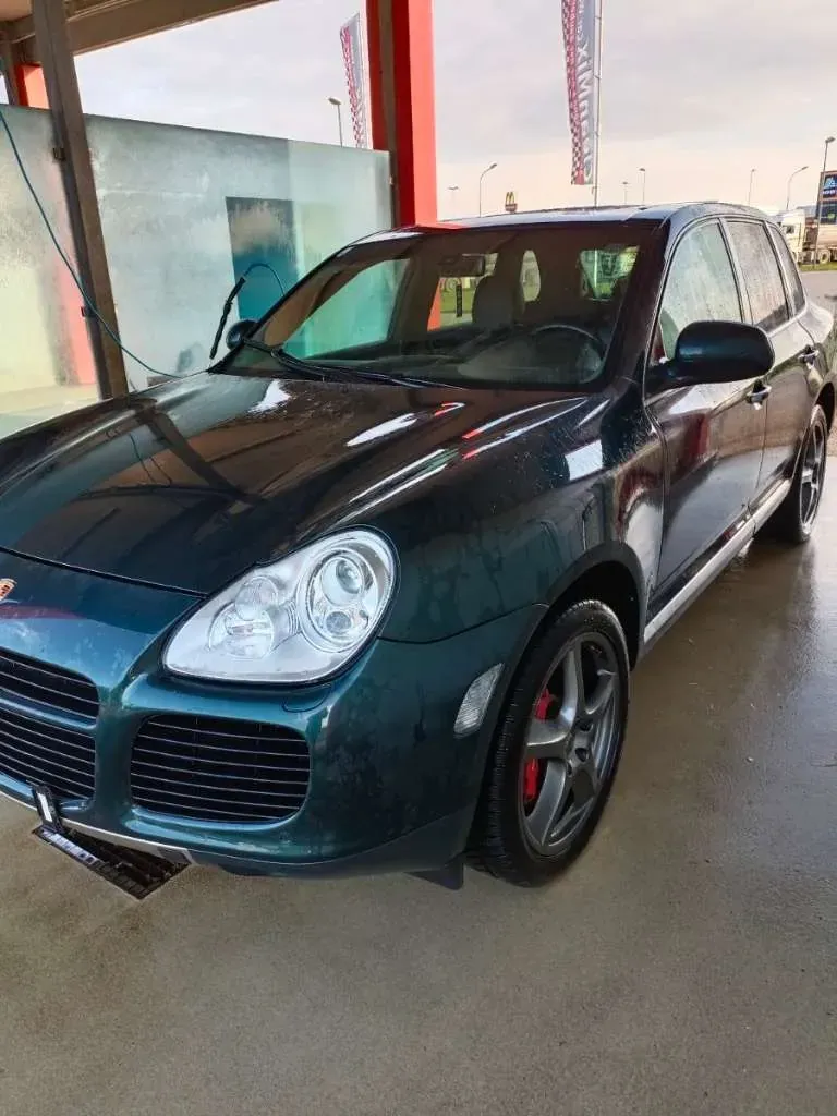 Porsche Cayenne 2004 photo 2