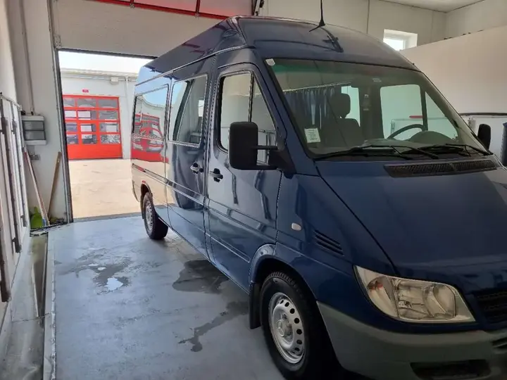 Mercedes-Benz Sprinter 2004 photo 3