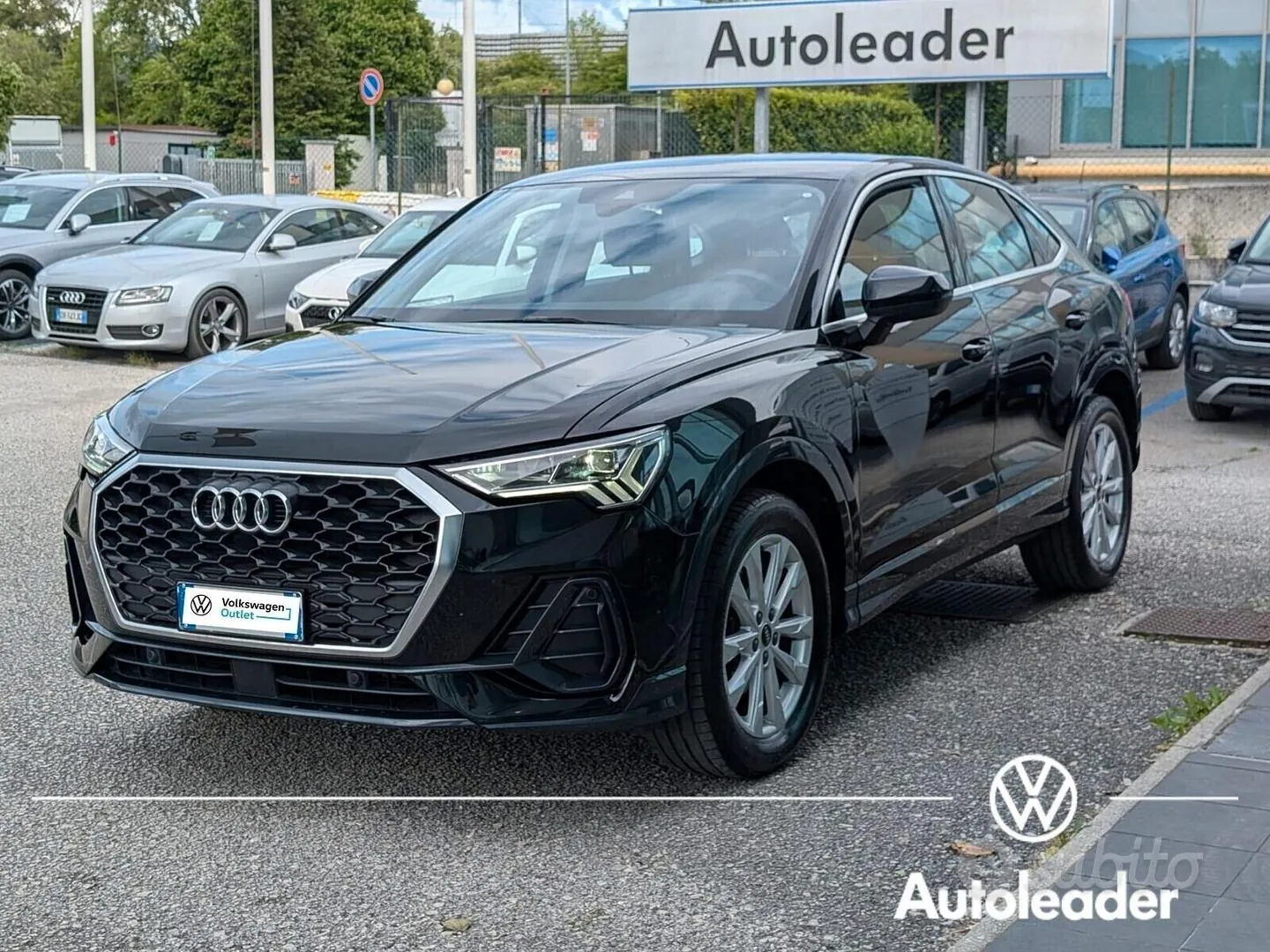 Audi Q3 2022 photo 3