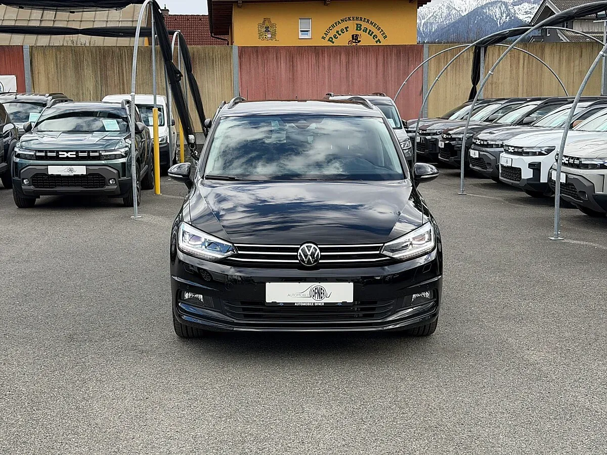 Volkswagen Touran 2026 photo 2