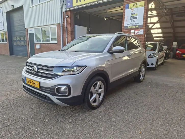 Volkswagen T-Cross 2023 photo 2