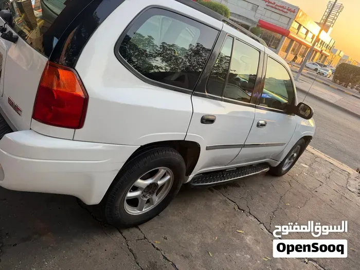 GMC Envoy 2007 photo 2