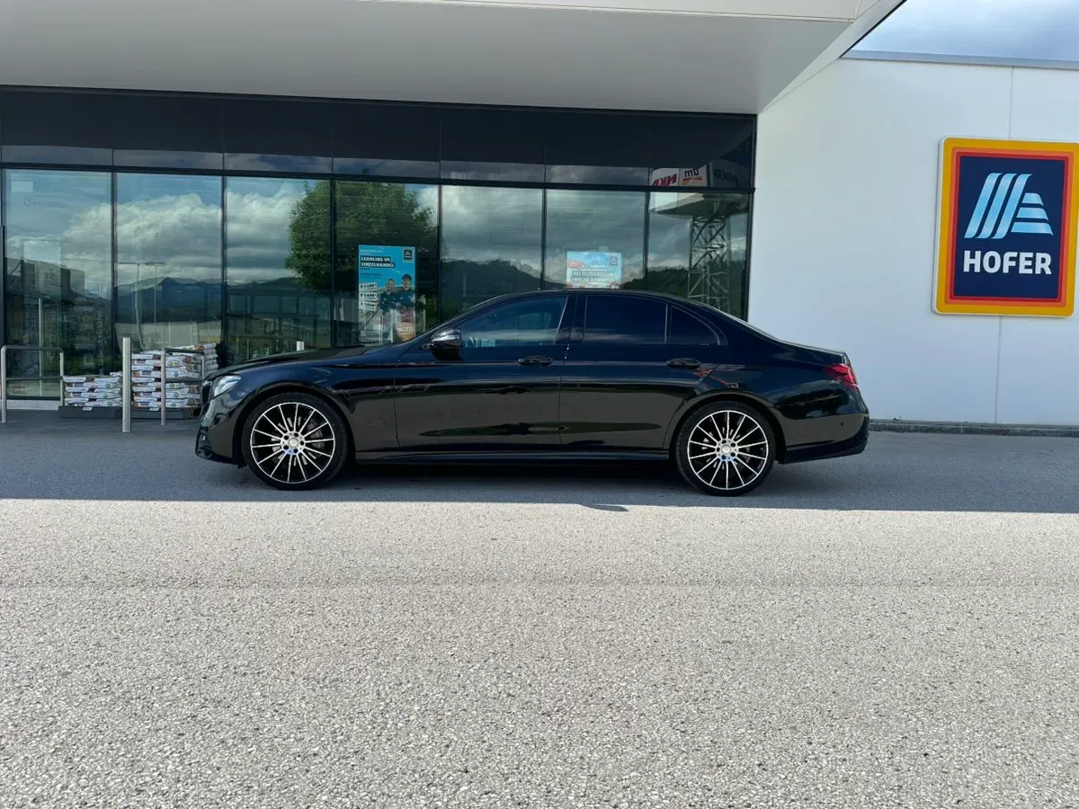 Mercedes-Benz E-Class 2016 photo 2