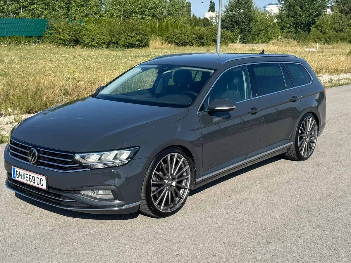Volkswagen Passat 2020 photo 2