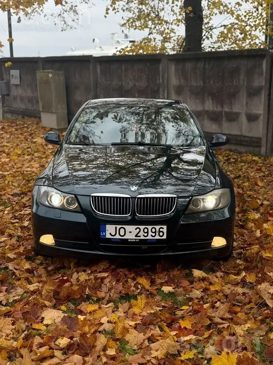 BMW 330 2006 photo 3