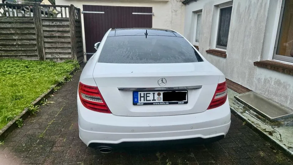 Mercedes-Benz C180