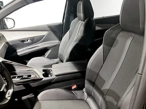 Peugeot 5008 2023 photo 5
