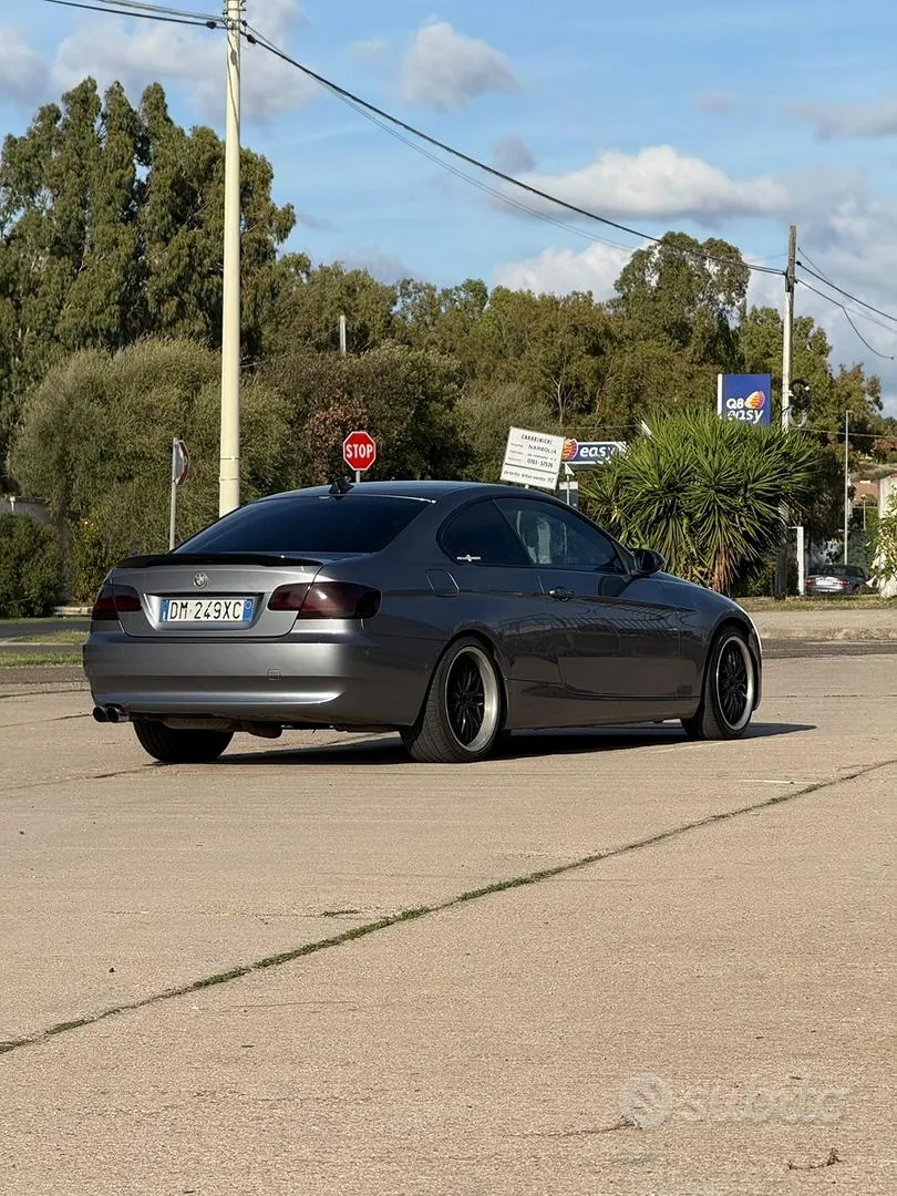 BMW E92 2007 photo 2