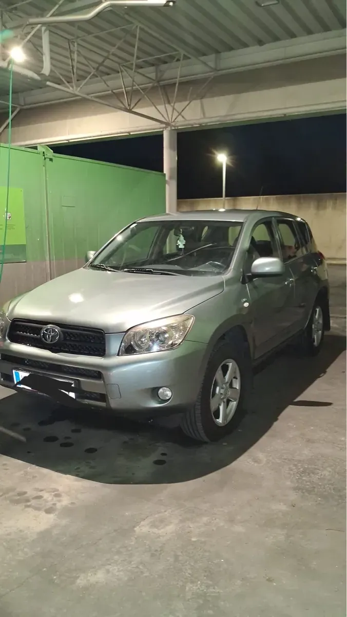 Toyota Rav4 2006 photo 2