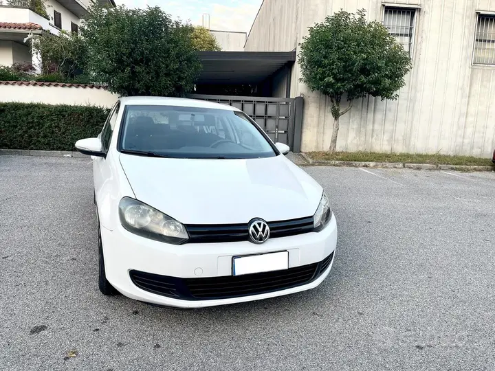 Volkswagen Golf 2011 photo 5