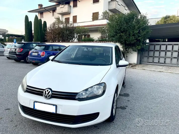 Volkswagen Golf 2011 photo 3