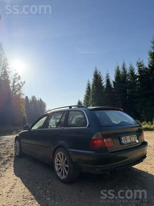 BMW 330 2000 photo 2