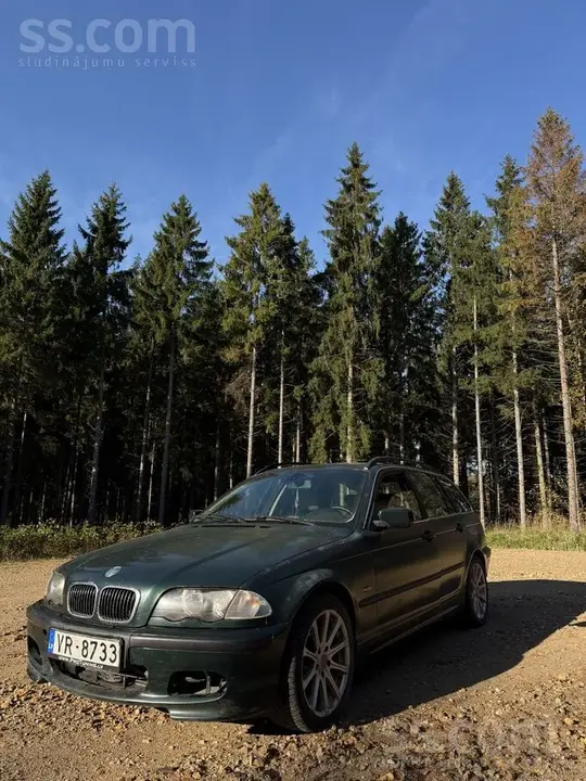 BMW 330