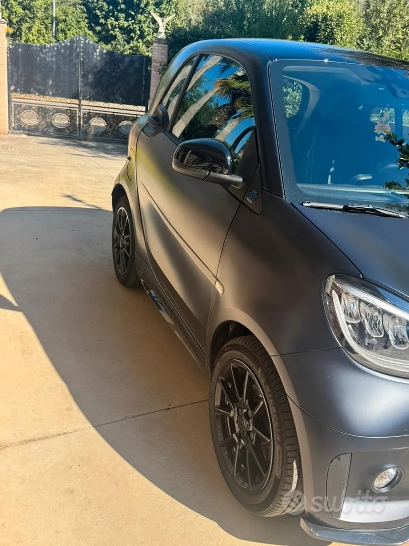 Smart Fortwo 2021 photo 2