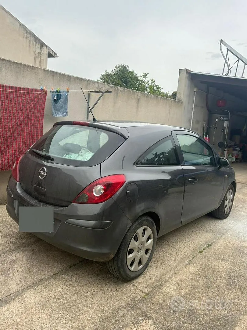 Opel Corsa 2012 photo 3