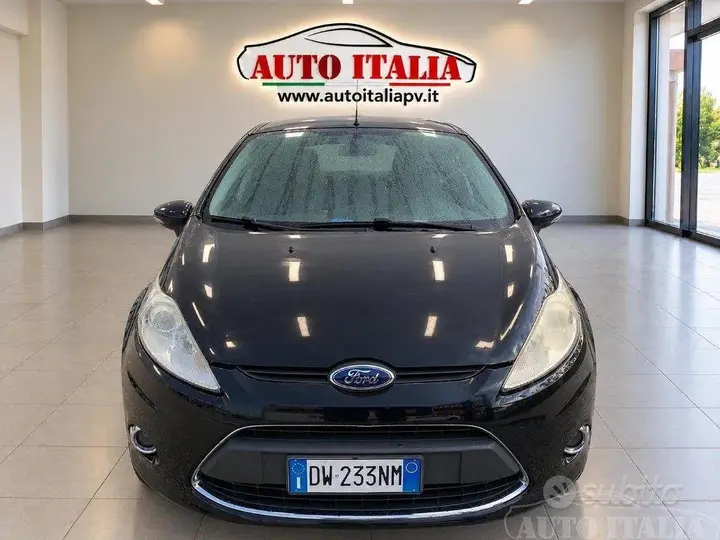 Ford Fiesta 2009 photo 2