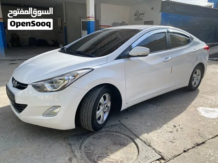 Hyundai Elantra 2012 photo 4