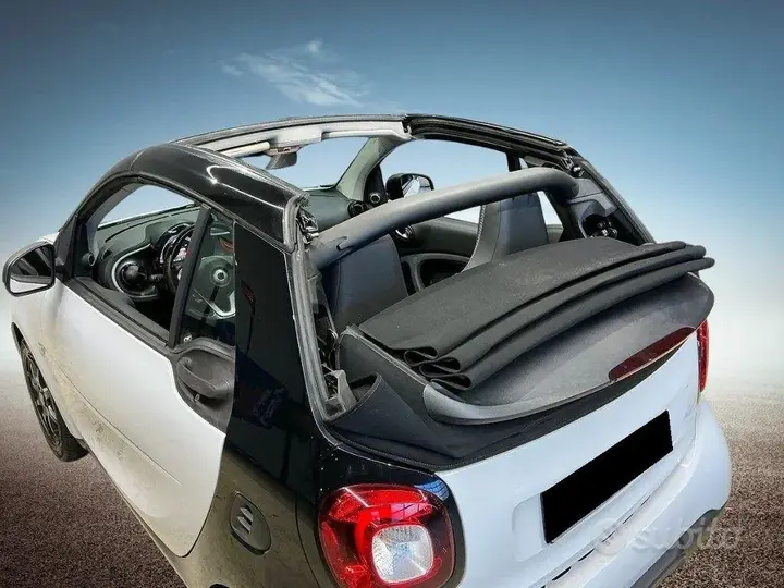 Smart Fortwo 2019 photo 3