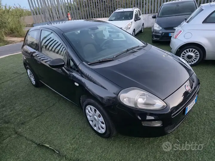 Fiat Punto Evo 2015 photo 2