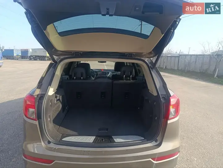 Buick Envision 2016 photo 2