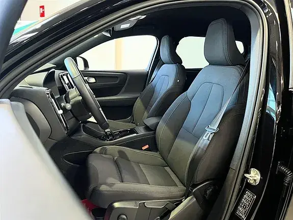 Volvo Xc40 2023 photo 4
