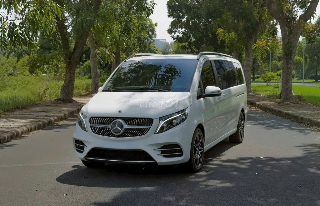 Mercedes-Benz V-Class