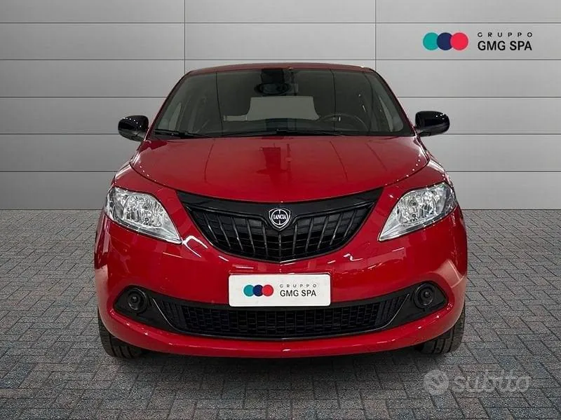 Lancia Ypsilon 2023 photo 2