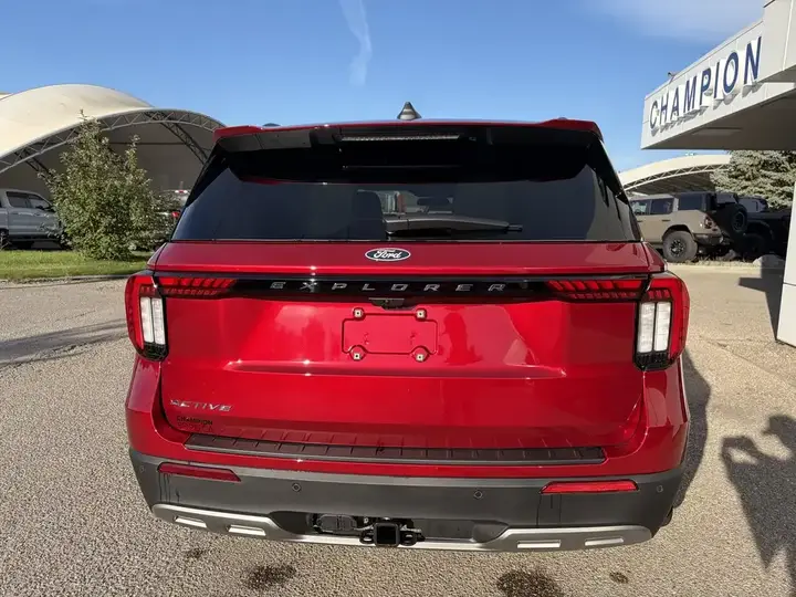 Ford Explorer 2027 photo 5