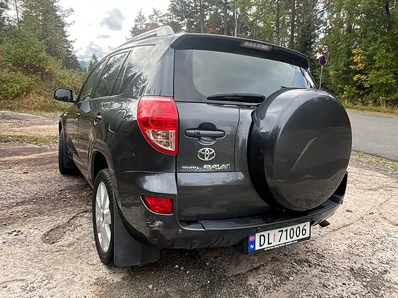 Toyota Rav4 2007 photo 5