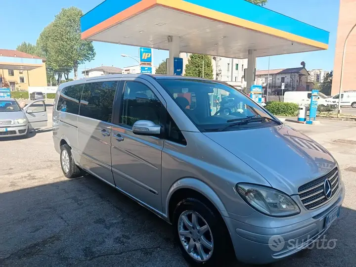 Mercedes-Benz Viano