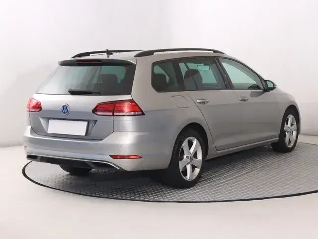 Volkswagen Golf Variant 2018 photo 4