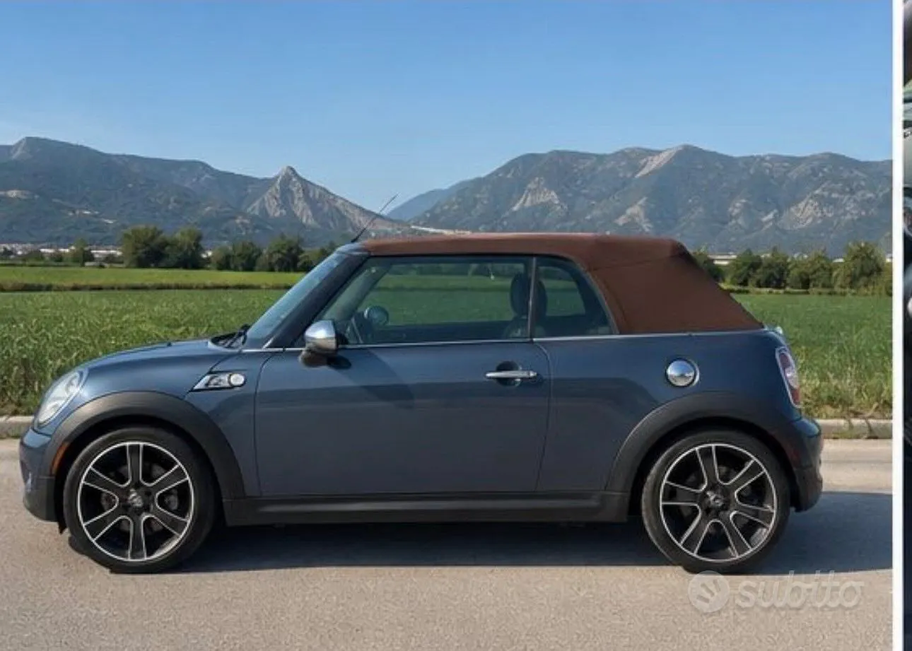 Mini Cooper S 2011 photo 3