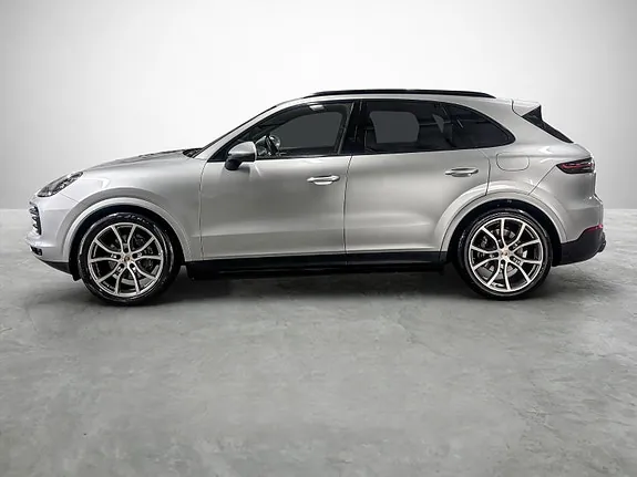 Porsche Cayenne 2019 photo 2