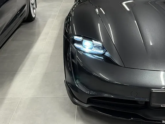 Porsche Taycan 2021 photo 4