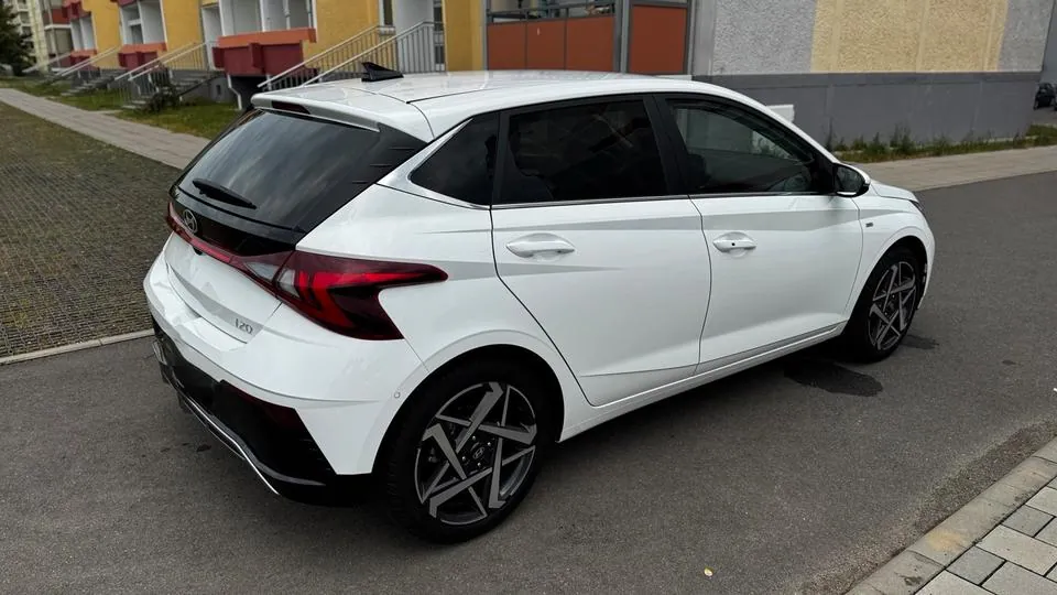 Hyundai I20