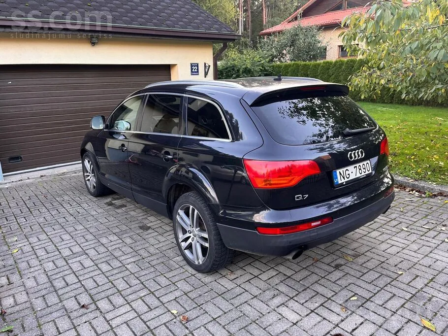 Audi Q7 2006 photo 3