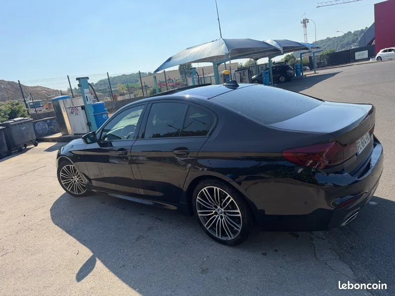 BMW 5 Series 2018 photo 2