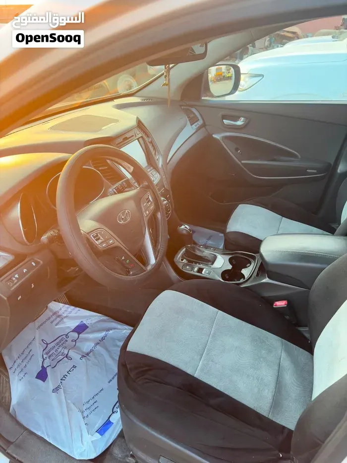 Hyundai Santa Fe 2014 photo 2