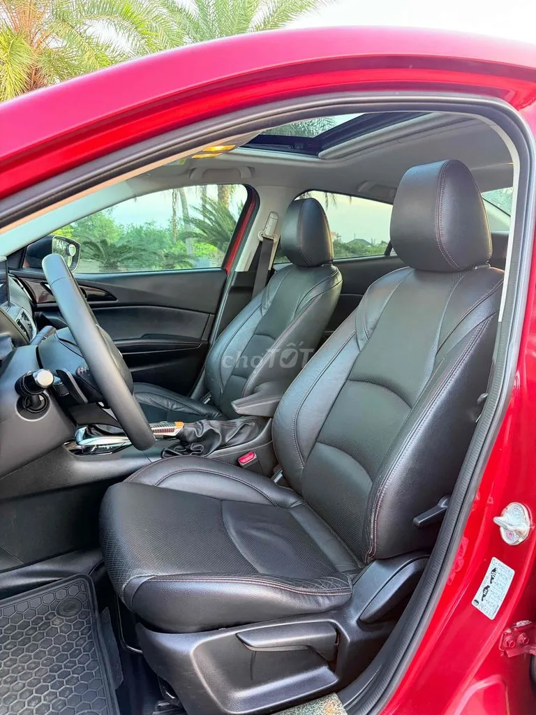 Mazda 3 2016 photo 3