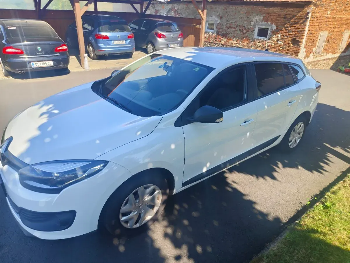 Renault Megane 2014 photo 2