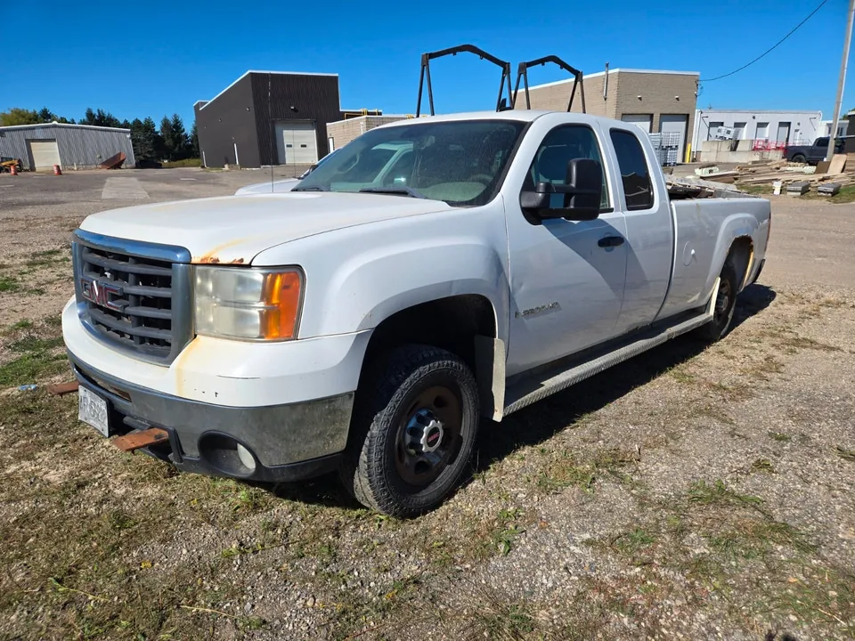 GMC C/K 2500 2008 photo 2