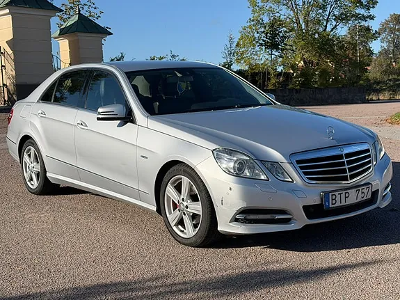 Mercedes-Benz E220 2012 photo 2