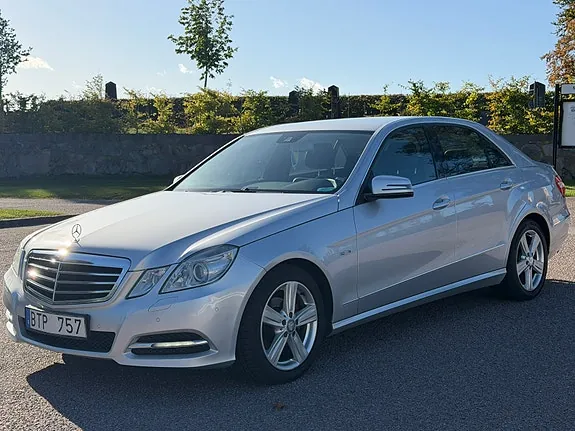 Mercedes-Benz E220