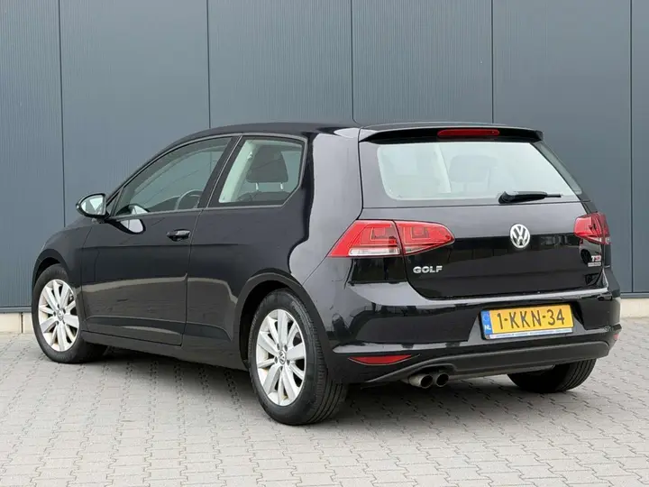 Volkswagen Golf 2013 photo 3