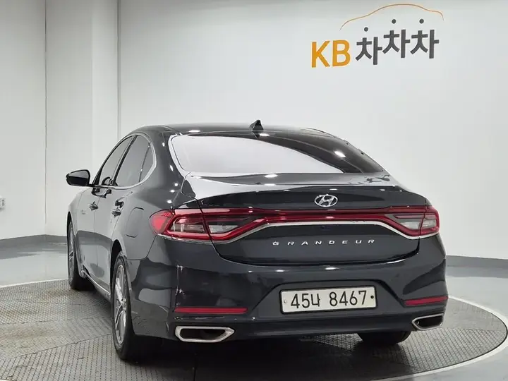 Hyundai Grandeur 2018 photo 2