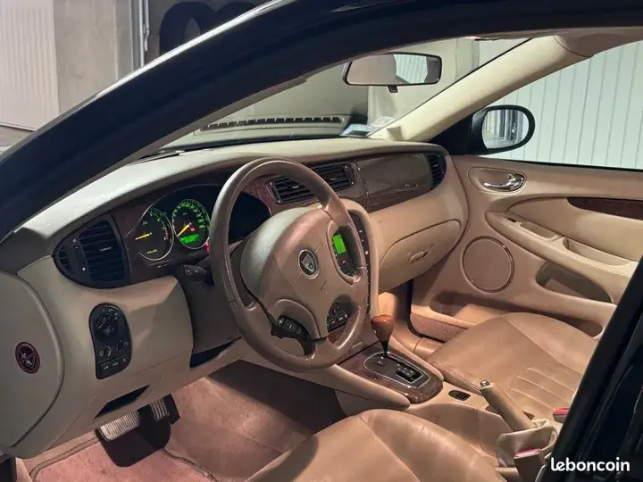 Jaguar X-Type 2001 photo 4