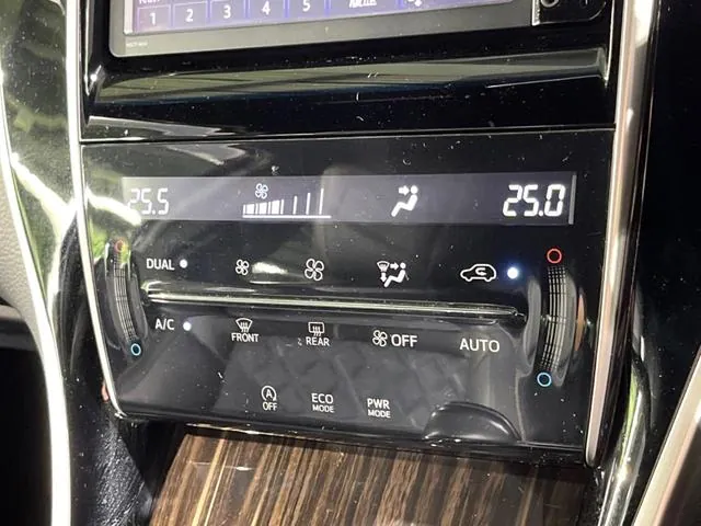 Toyota Hariera 2016 photo 4