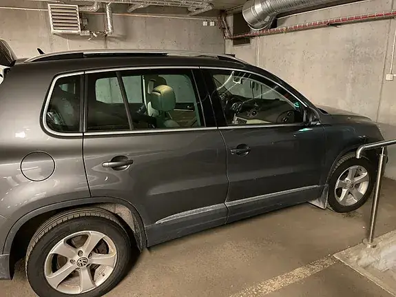 Volkswagen Tiguan 2012 photo 2