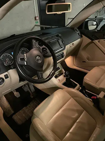 Volkswagen Tiguan 2012 photo 3
